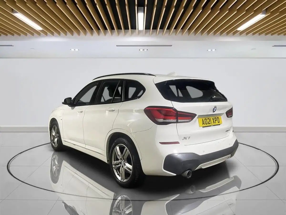 2021-bmw-x1-15-xdrive-25e-phev-m-sport-big-6