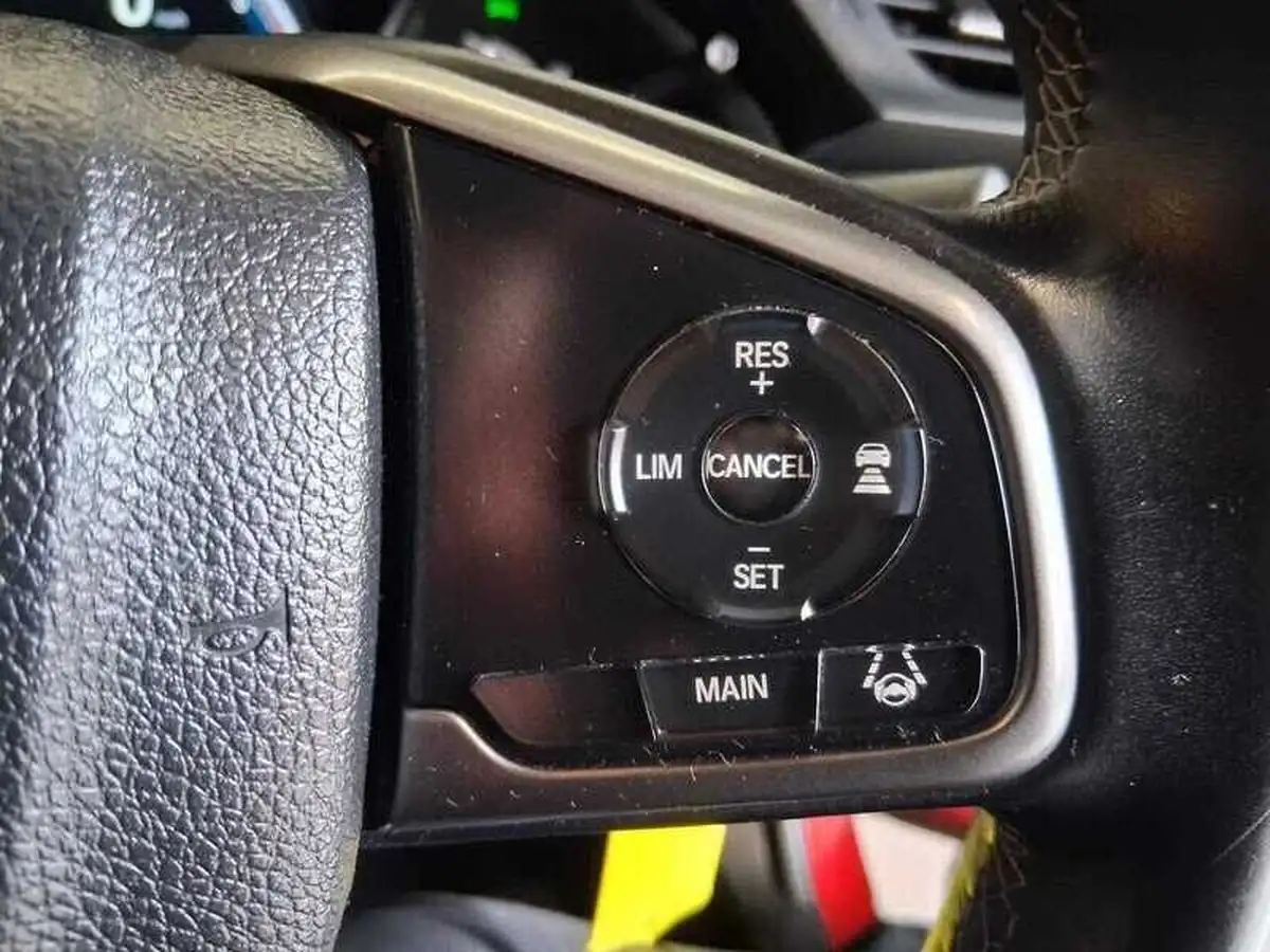 2019-honda-civic-10-vtec-turbo-sr-hatchback-5d-big-20