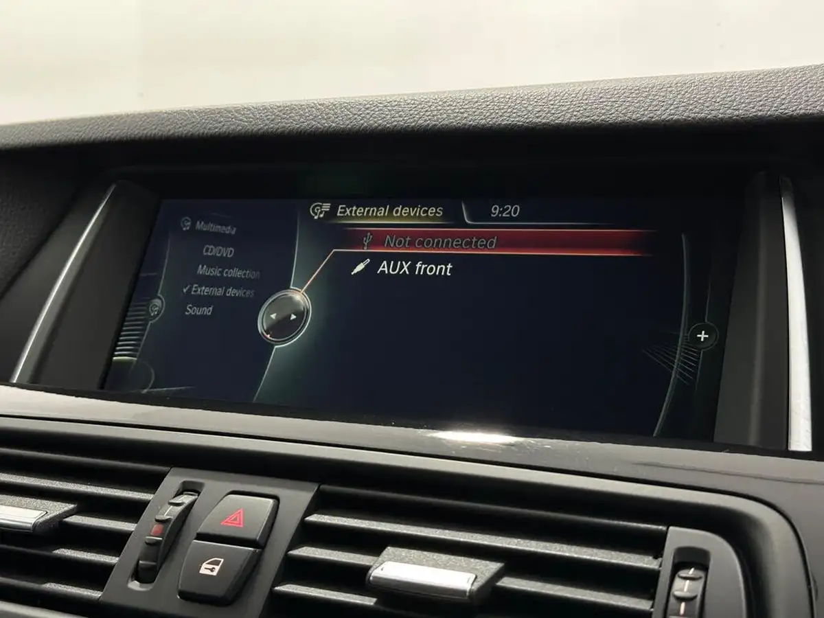 2014-bmw-5-series-20td-520d-se-touring-big-22