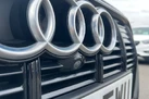 2019-audi-e-tron-55e-launch-edition-small-40