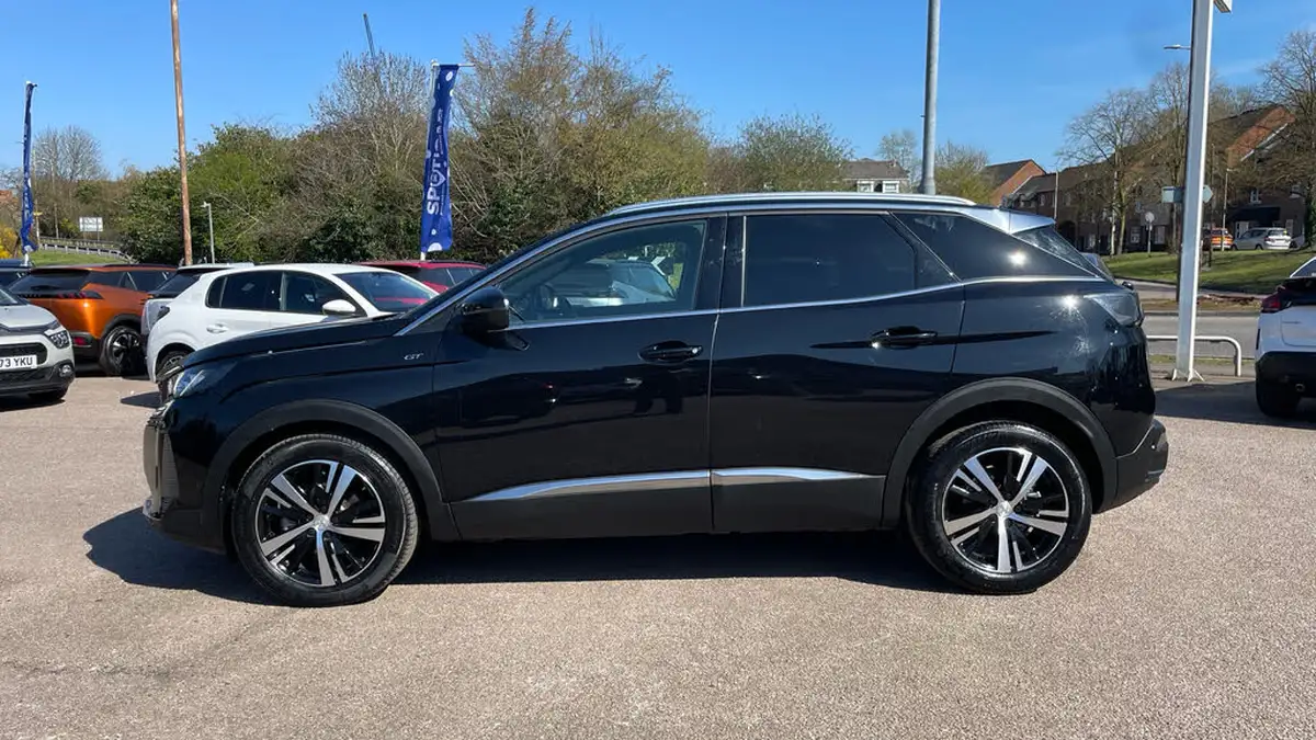 2024-peugeot-3008-suv-12-puretech-gt-136ps-hybrid-e-dsc6-big-5