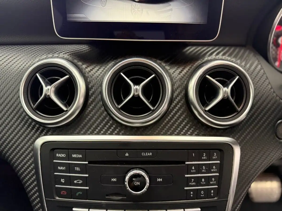 2017-mercedes-benz-a-class-15d-a180d-amg-line-ss-7g-dct-big-38