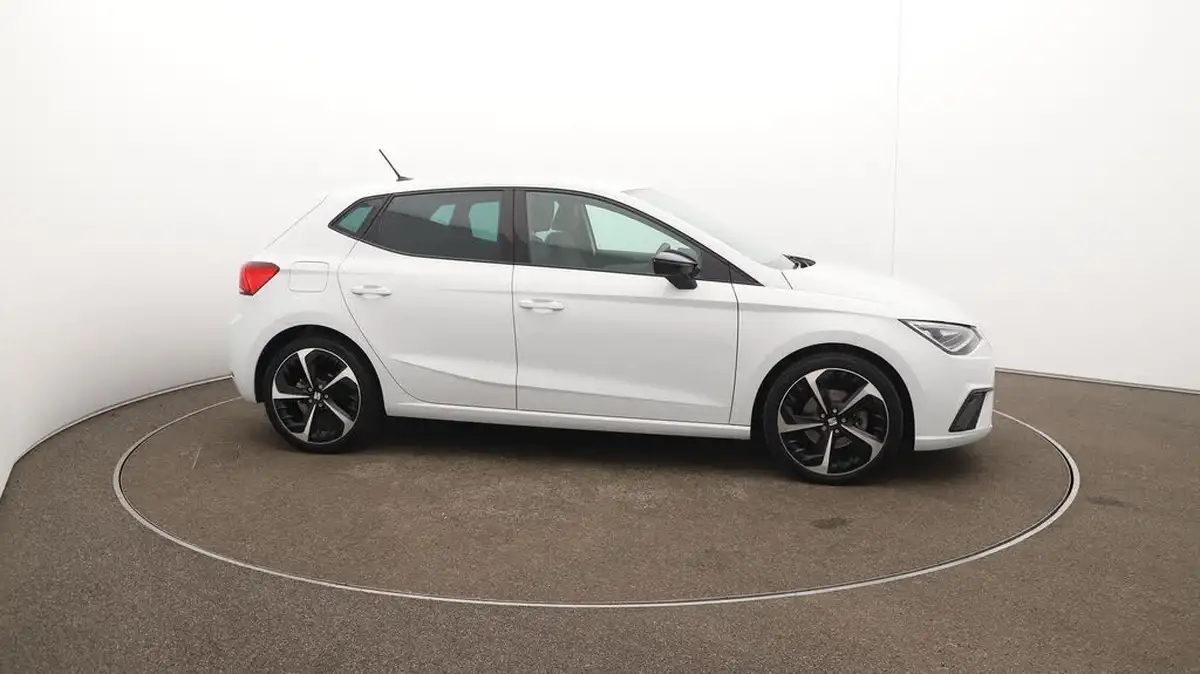 2022-seat-ibiza-10-tsi-fr-sport-110ps-big-47