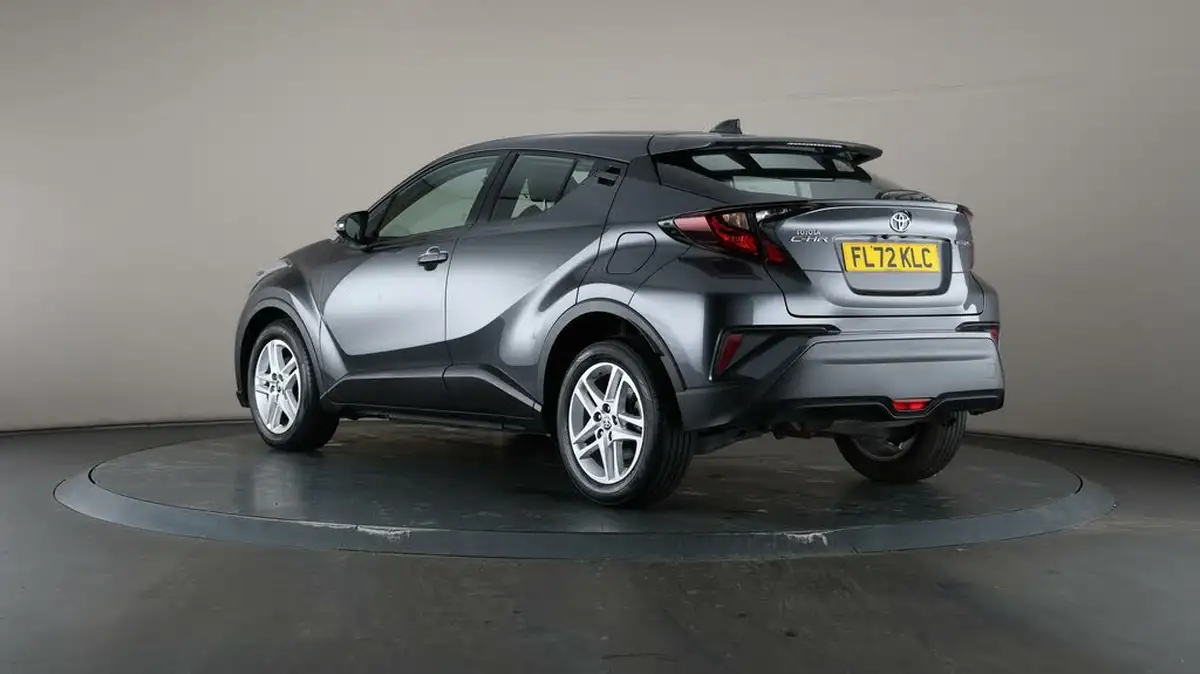 2022-toyota-c-hr-18-vvt-i-icon-big-71