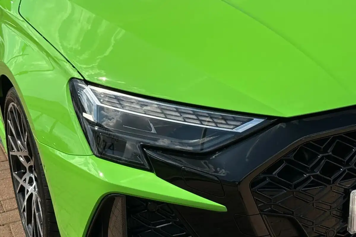 2025-audi-rs3-25-tfsi-carbon-vorsprung-saloon-4d-big-28