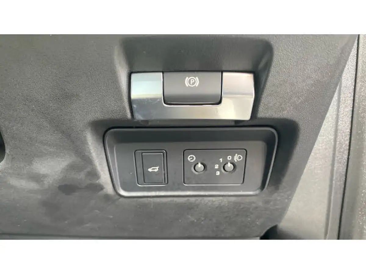 2023-land-rover-discovery-sport-20-d165-urban-edition-big-30
