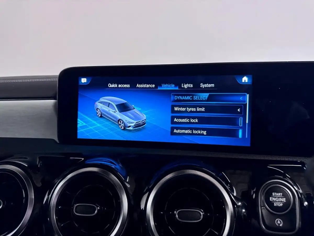 2022-mercedes-benz-cla-13-cla-200-amg-line-shooting-brake-5d-big-48