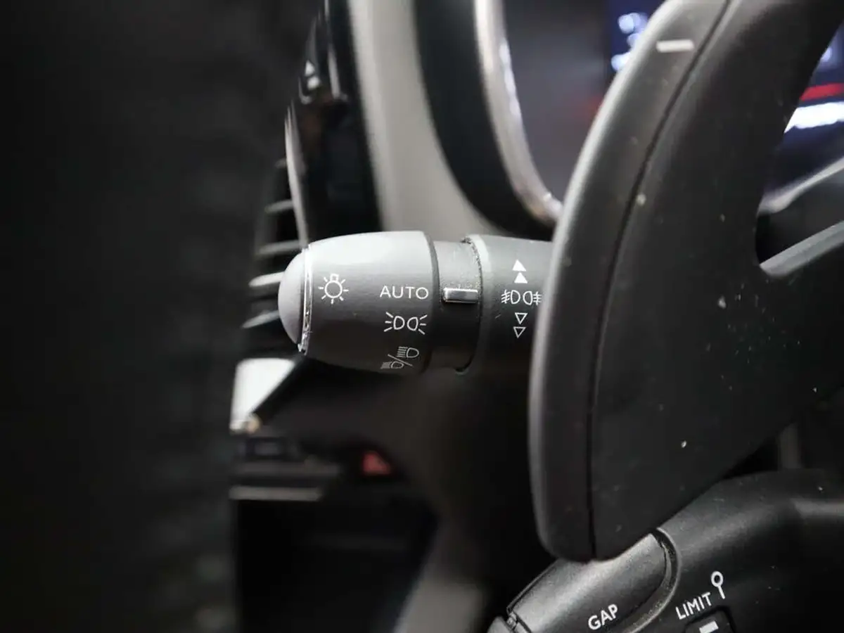 2022-citroen-c5-aircross-15bluehdi-shine-plus-eat8-big-36