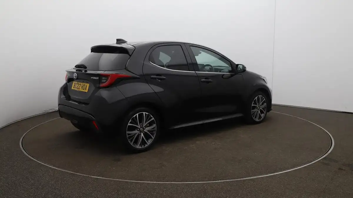 2022-toyota-yaris-15-vvt-i-excel-big-53