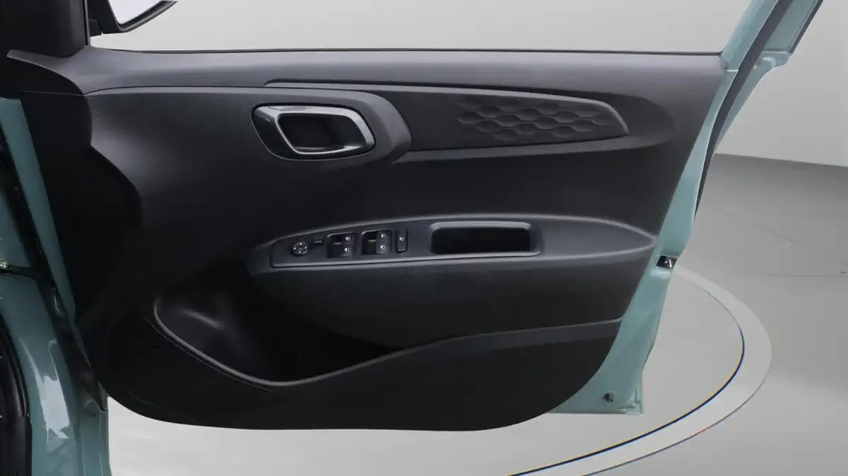 2023-hyundai-i10-10-t-gdi-n-line-big-15