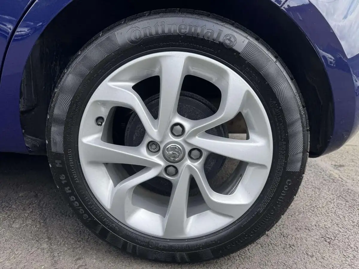 2015-vauxhall-corsa-14-excite-ac-90ps-ecoflex-5d-1398cc-big-31