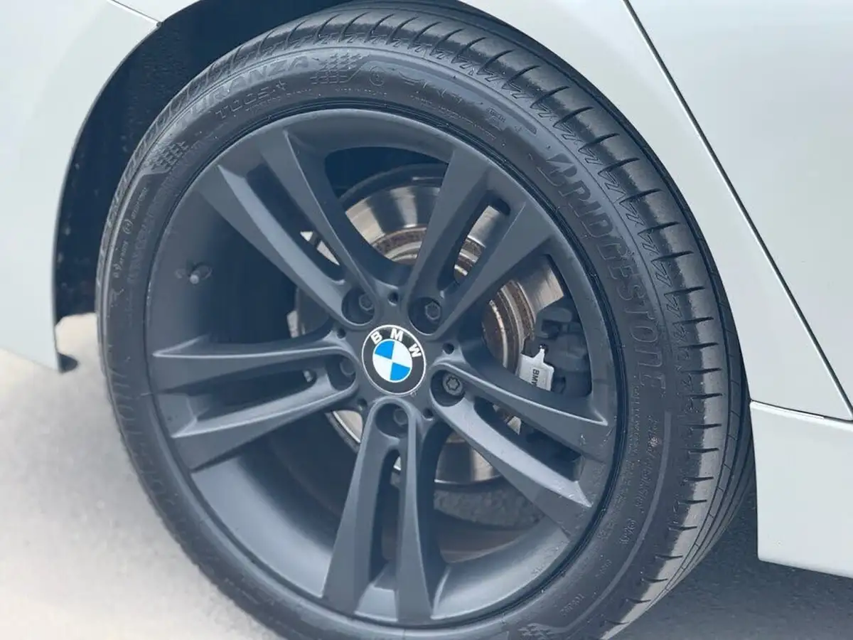 2013-bmw-3-series-16-316i-sport-ss-saloon-4d-big-44