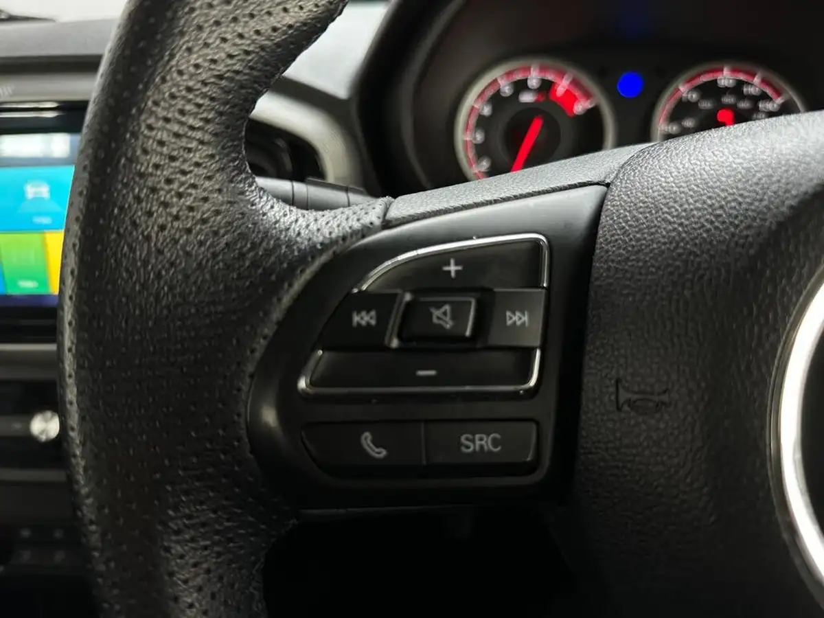 2023-mg-mg3-15-vti-tech-exclusive-nav-big-24