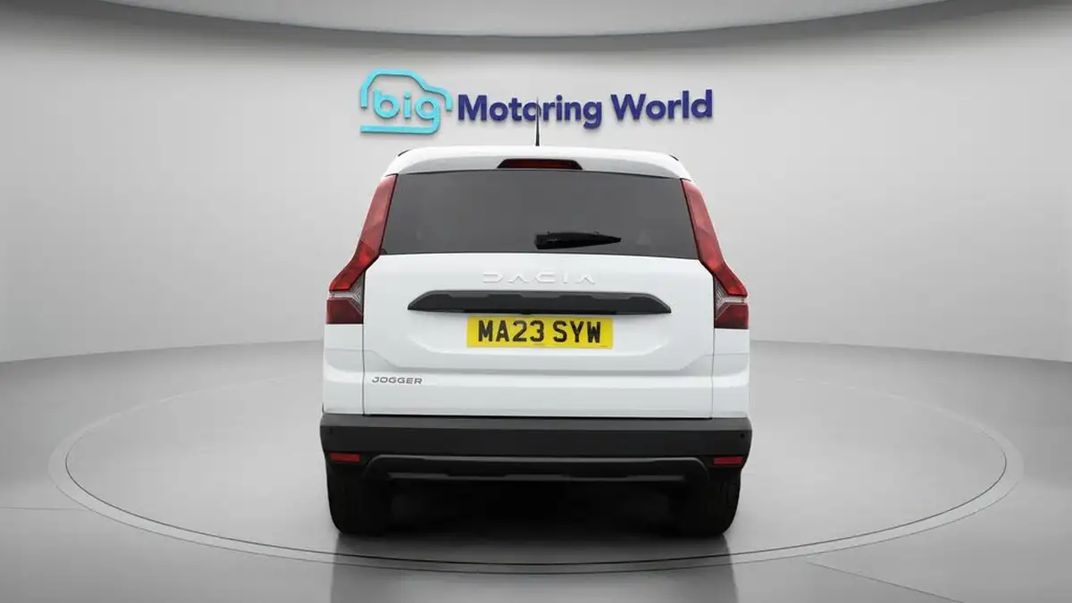2023-dacia-jogger-10-tce-expression-big-6
