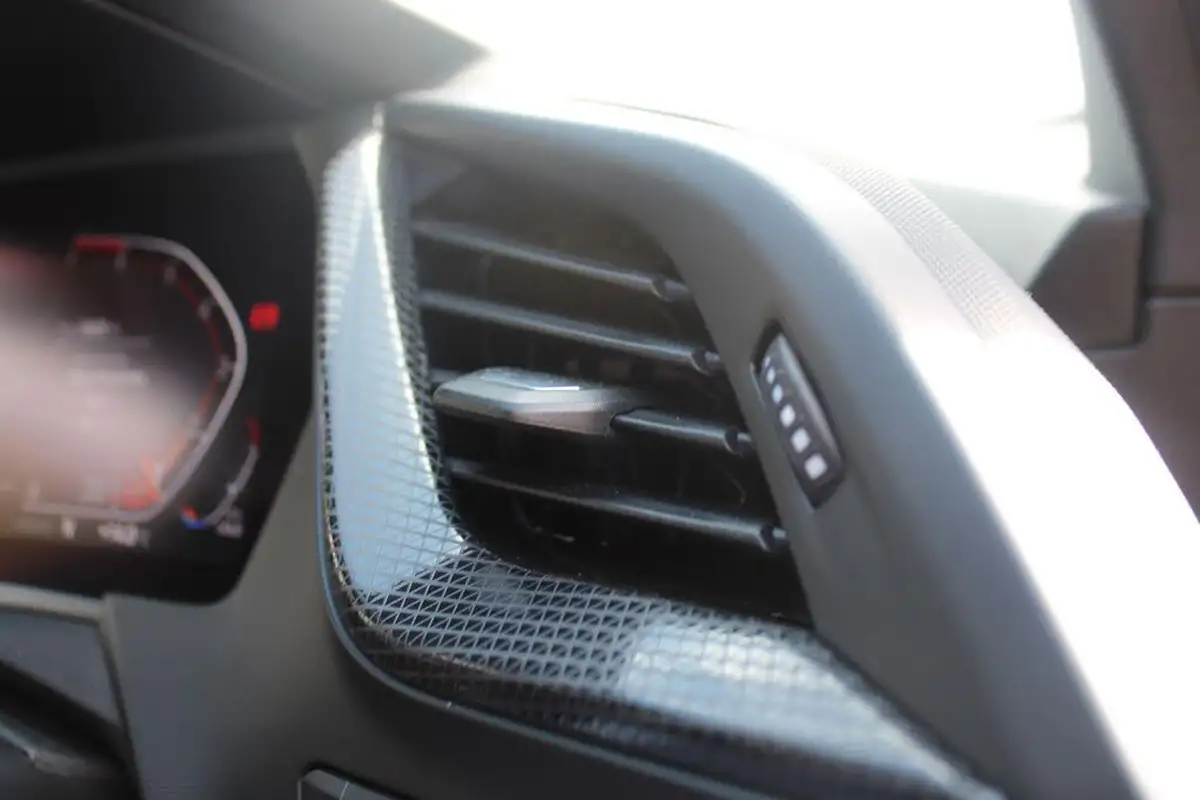 2021-bmw-1-series-15-118i-m-sport-lcp-big-41