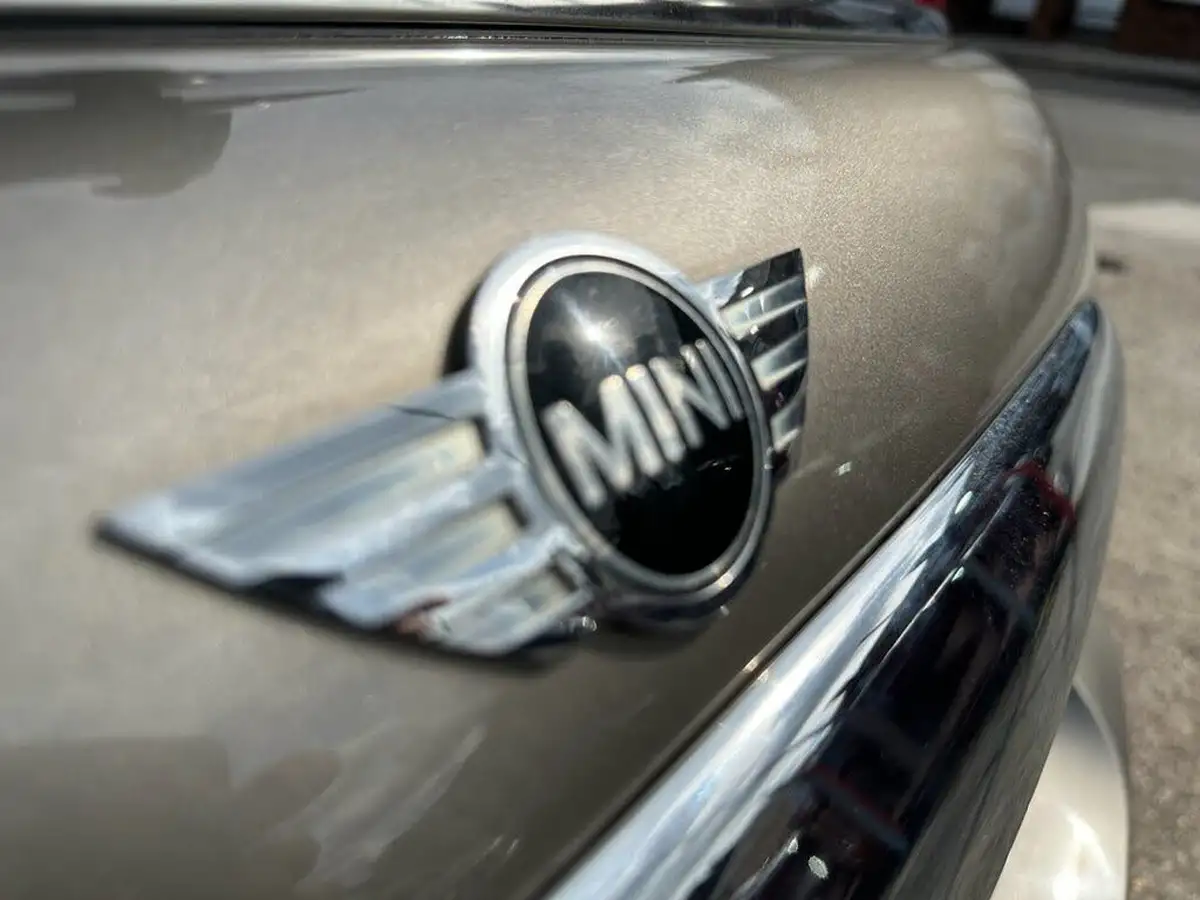 2012-mini-cooper-16-one-98bhp-hatchback-3d-auto-big-48