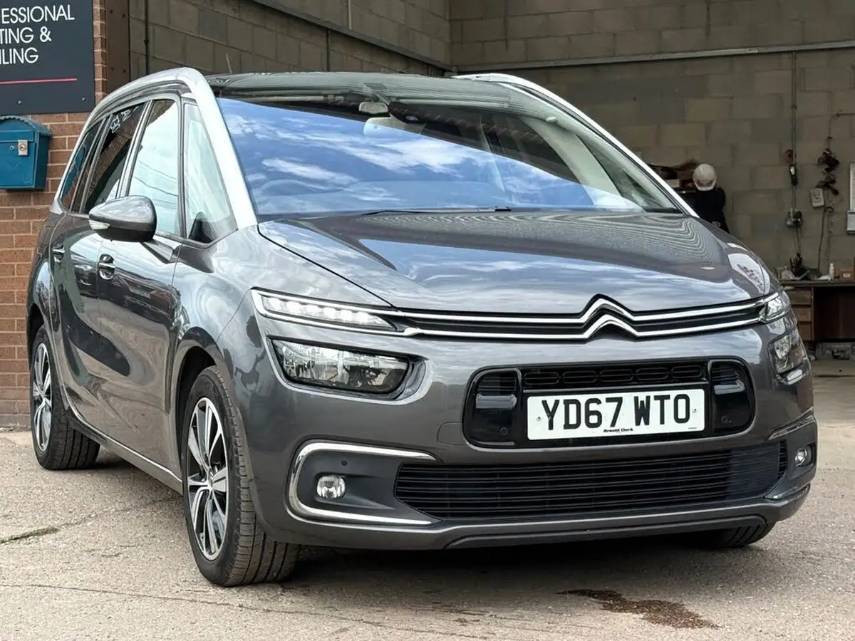 2017-citroen-grand-c4-picasso-16bluehdi-flair-big-20