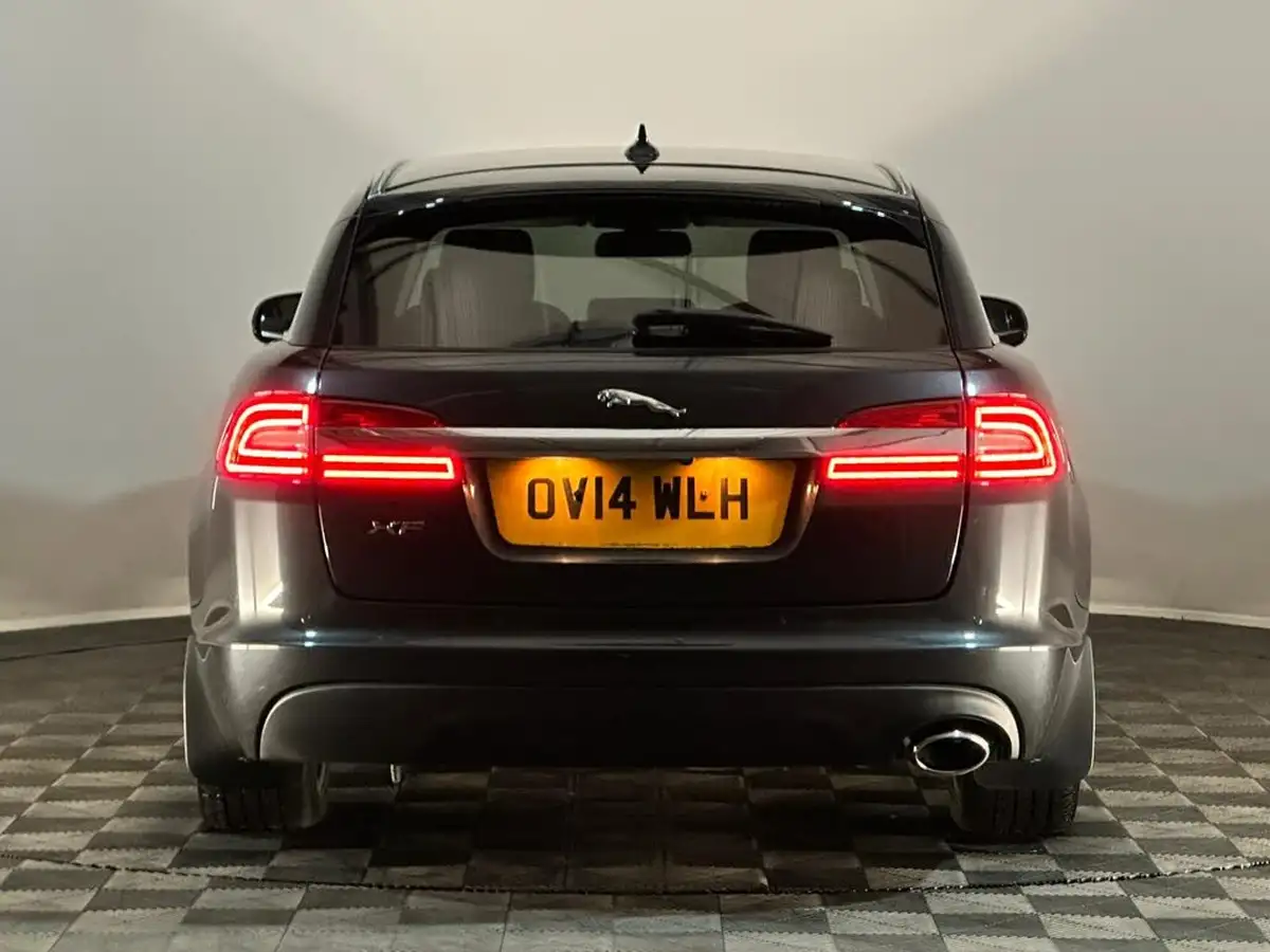 2014-jaguar-xf-22td-premium-luxury-200ps-sportbrake-5d-big-6