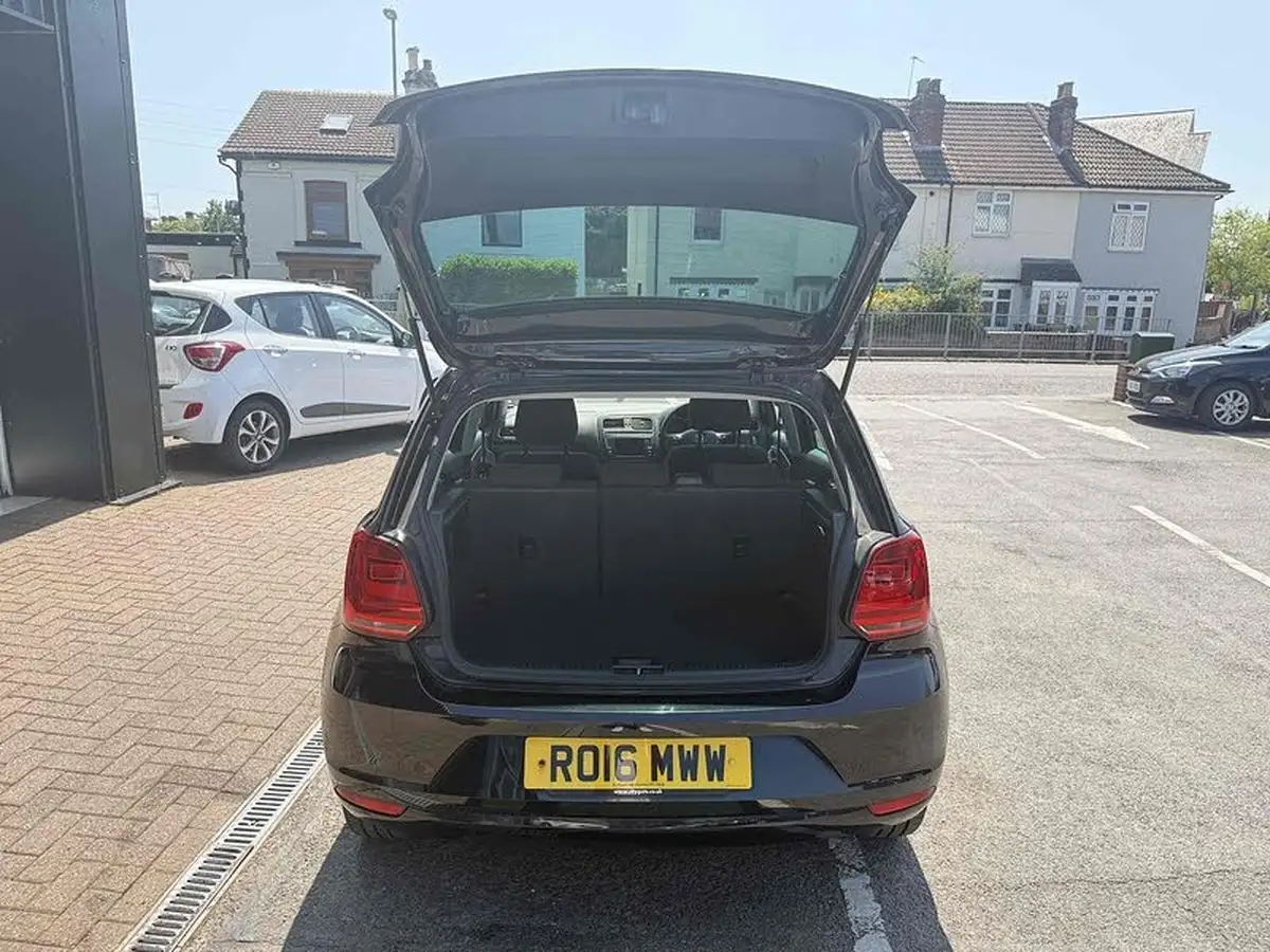 2016-volkswagen-polo-10-match-75ps-5d-big-20