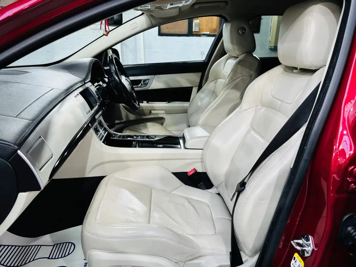 2013-jaguar-xf-30td-s-premium-luxury-ss-sportbrake-5d-auto-big-13