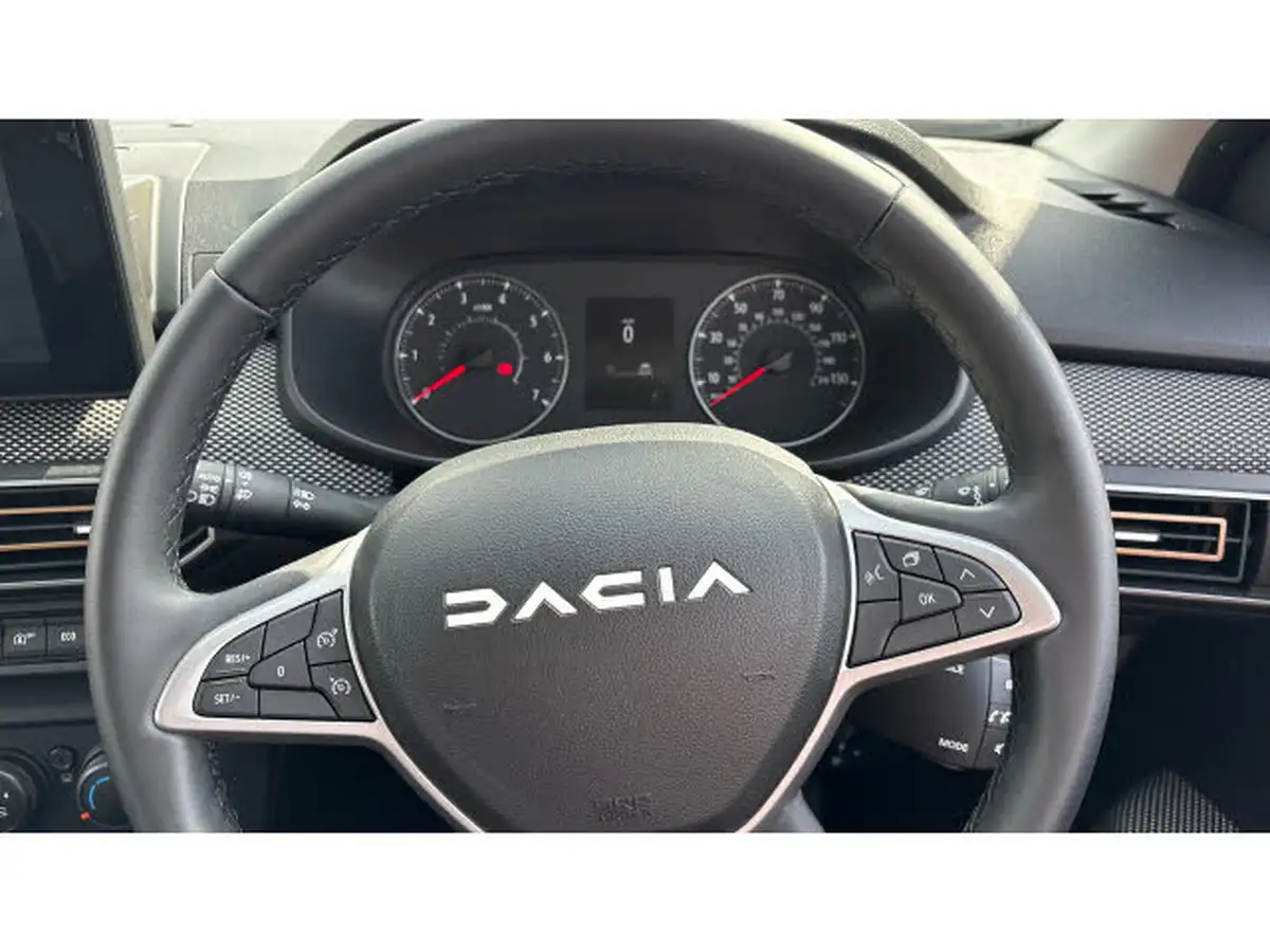 2024-dacia-sandero-stepway-10-tce-expression-90bhp-big-29