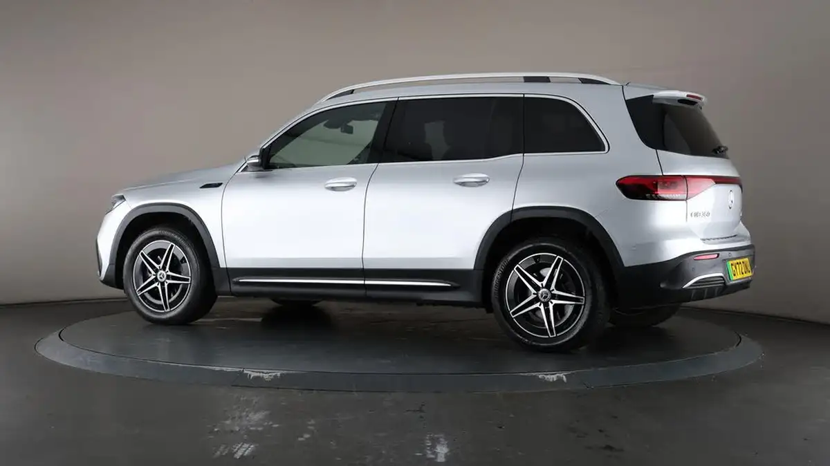 2022-mercedes-benz-eqb-e-eqb-350-amg-line-big-77