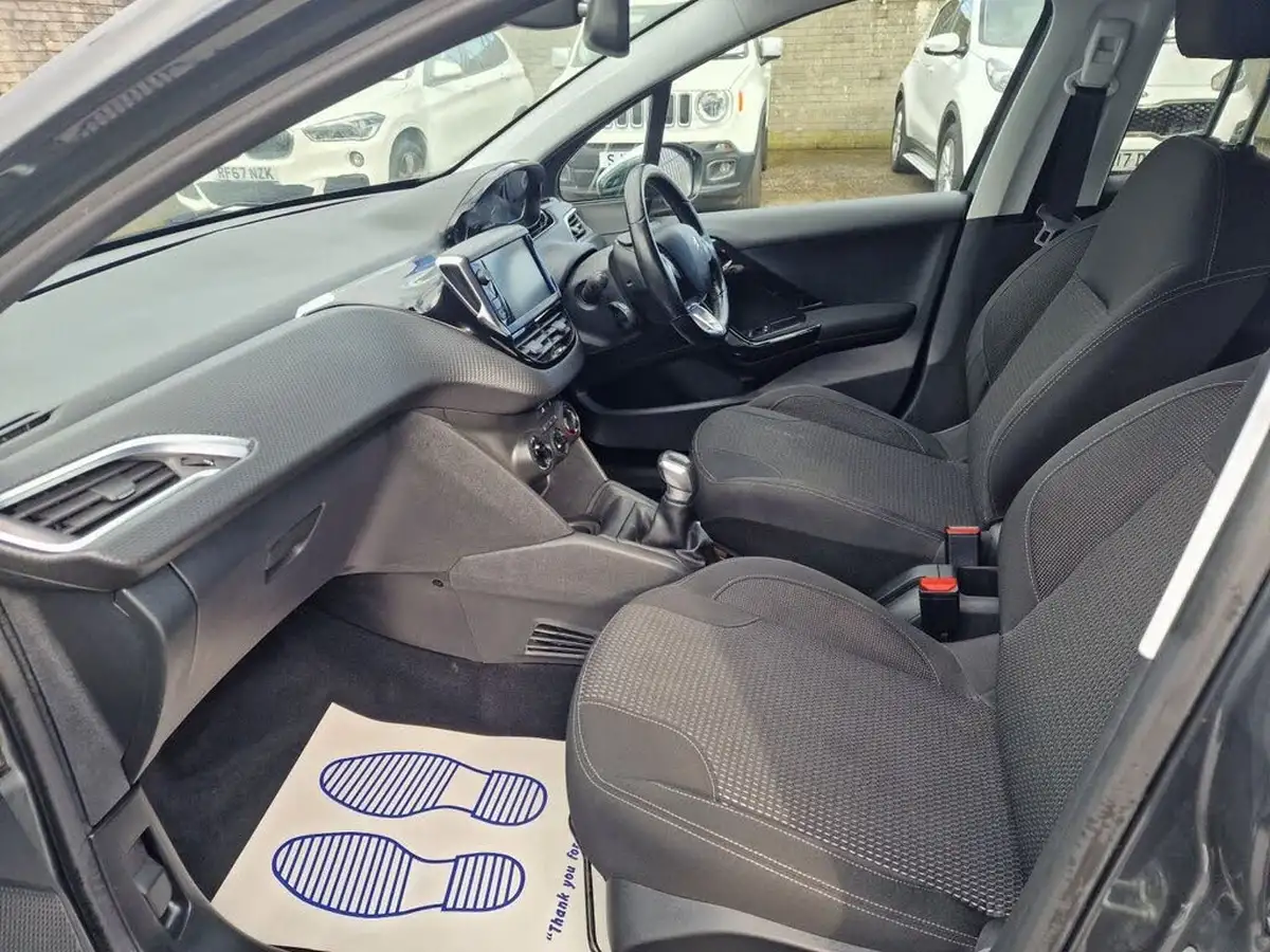 2018-peugeot-208-16bluehdi-allure-100bhp-ss-5d-big-21