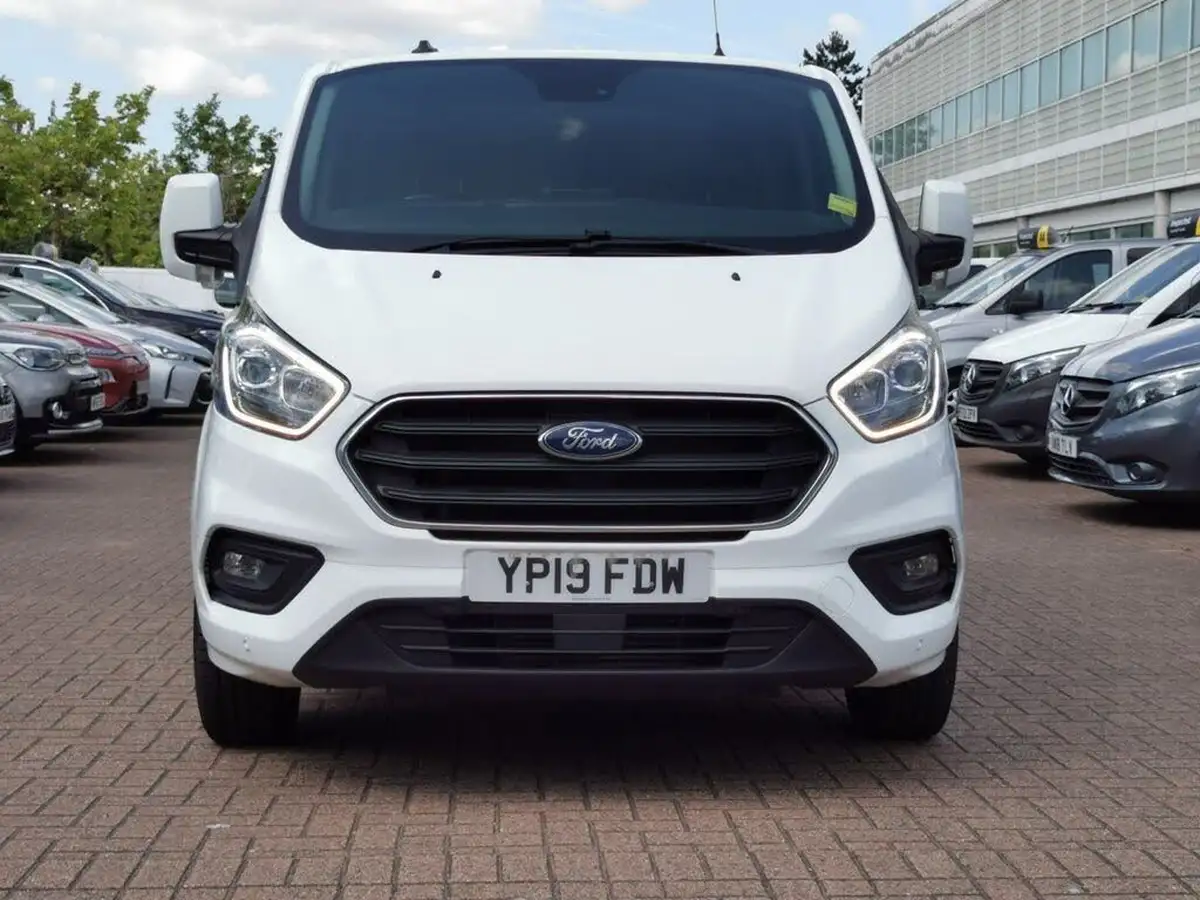 2019-ford-transit-custom-20tdci-300-l1h1-limited-130pseu6dt-panel-van-big-1