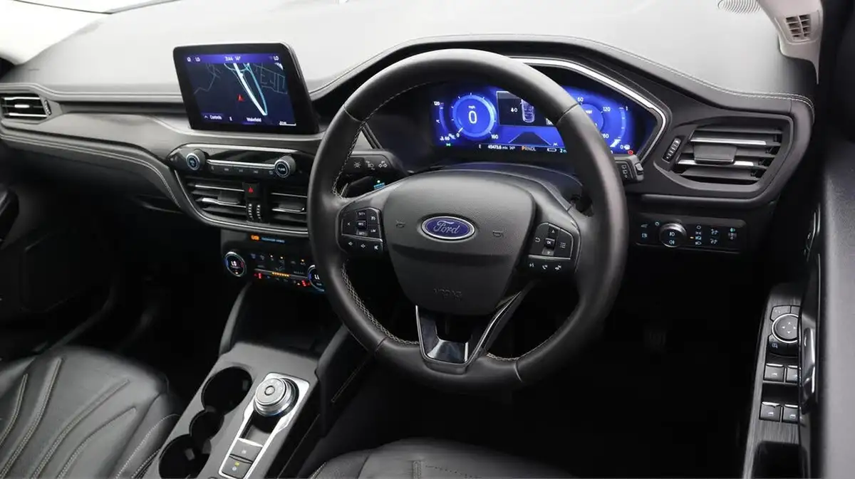 2021-ford-kuga-25t-vignale-225ps-phev-big-10