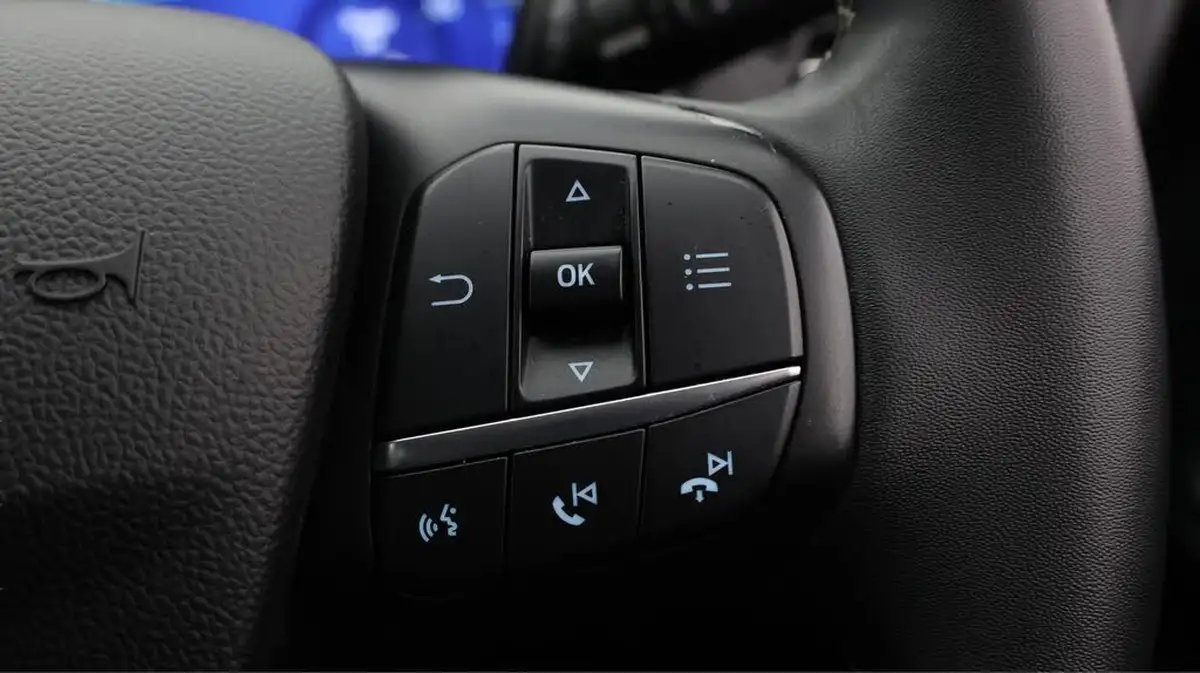 2021-ford-kuga-25t-vignale-225ps-phev-big-38