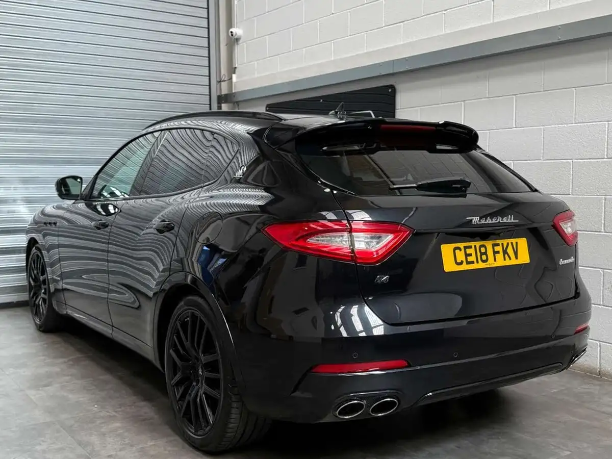 2018-maserati-levante-30td-gransport-nerissimo-edition-big-7