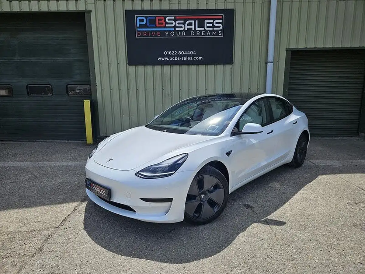 2021-tesla-model-3-e-standard-plus-big-1
