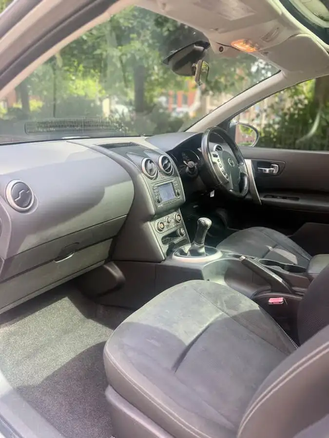 2010-nissan-qashqai-16-n-tec-ss-big-23