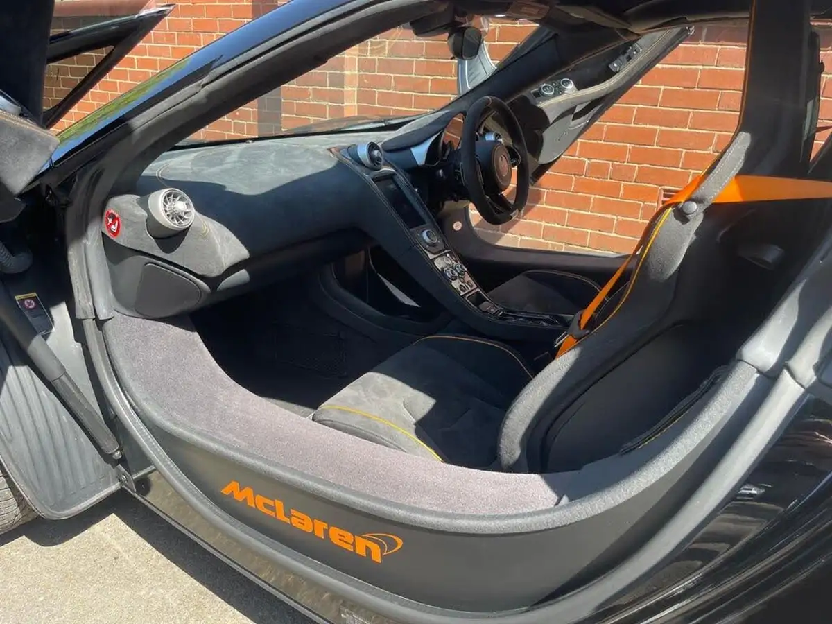 2015-mclaren-650s-38-spider-big-23