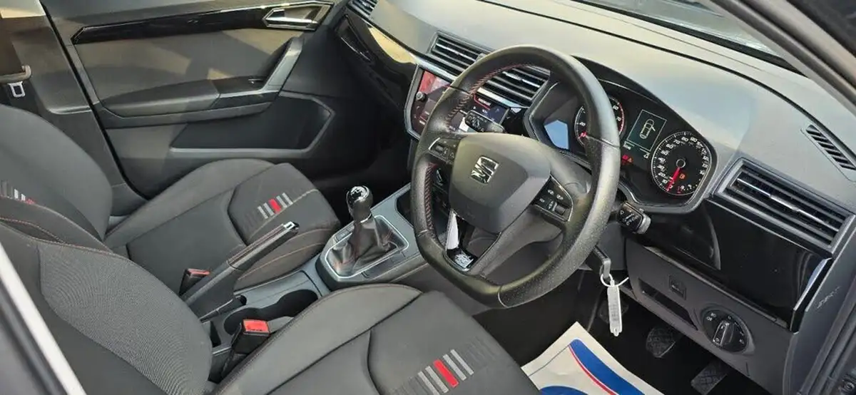 2018-seat-ibiza-10-tsi-fr-95ps-big-18