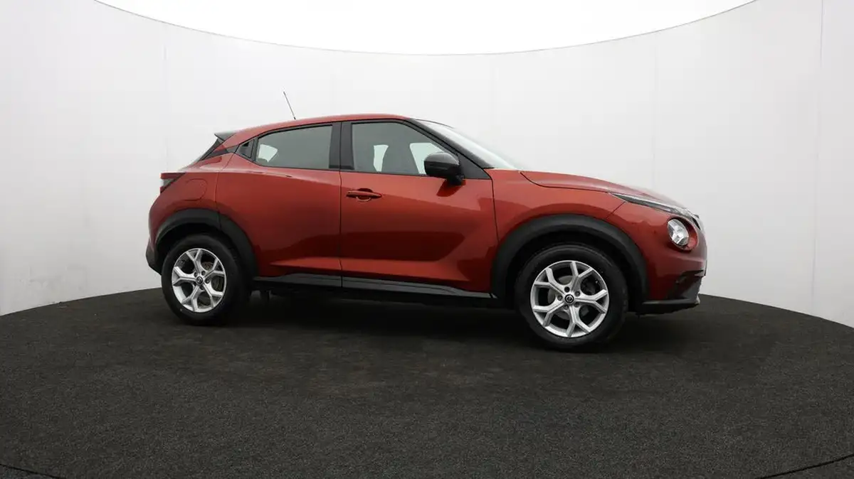 2020-nissan-juke-10-dig-t-acenta-117ps-dct-big-30