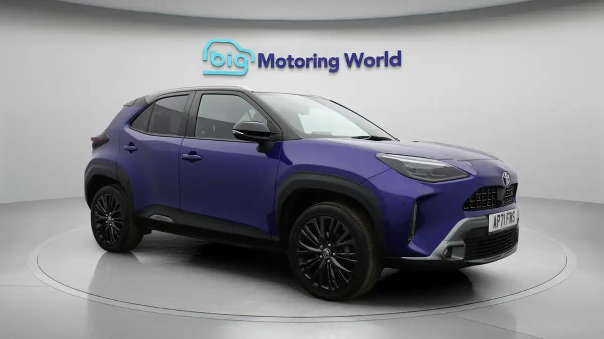2022-toyota-yaris-cross-15-vvt-i-dynamic-big-1