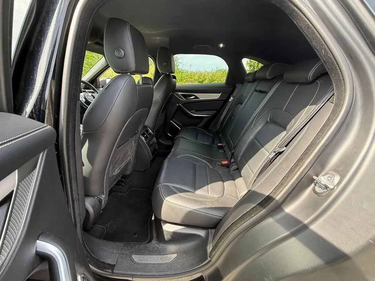 2022-jaguar-f-pace-20-p400e-r-dynamic-s-big-40