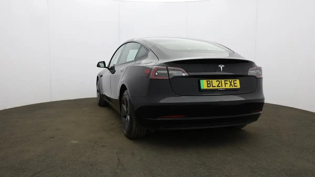 2021-tesla-model-3-e-standard-plus-big-32