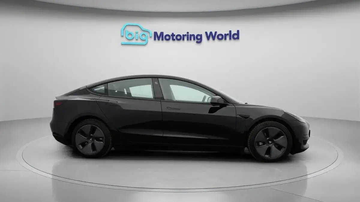 2021-tesla-model-3-e-standard-plus-big-8