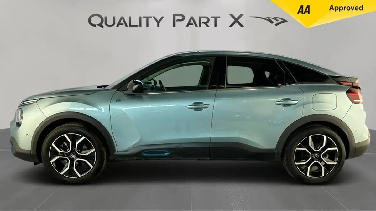 2022-citroen-c4-e-shine-plus-big-5