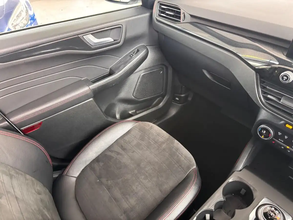 2022-ford-kuga-25t-st-line-x-edition-225ps-phev-big-44
