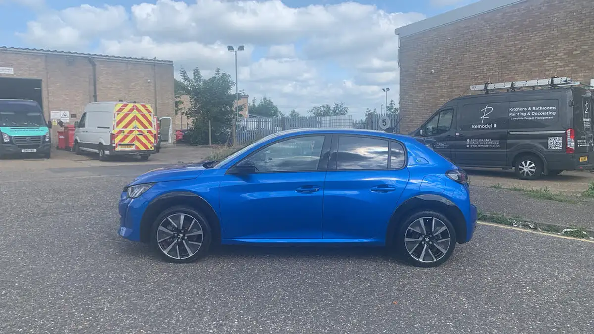 2022-peugeot-208-e-gt-136bhp-50kwh-big-5
