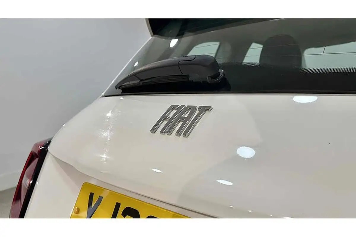 2022-fiat-500-e-icon-117bhp-big-13
