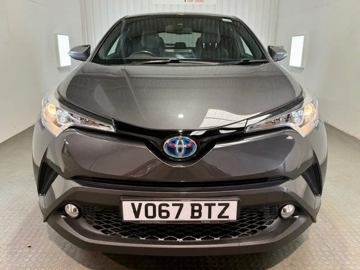 2017-toyota-c-hr-18-vvt-i-excel-big-1