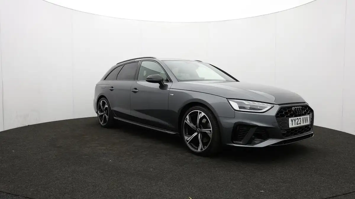 2023-audi-a4-avant-20-35-tdi-black-edition-big-43