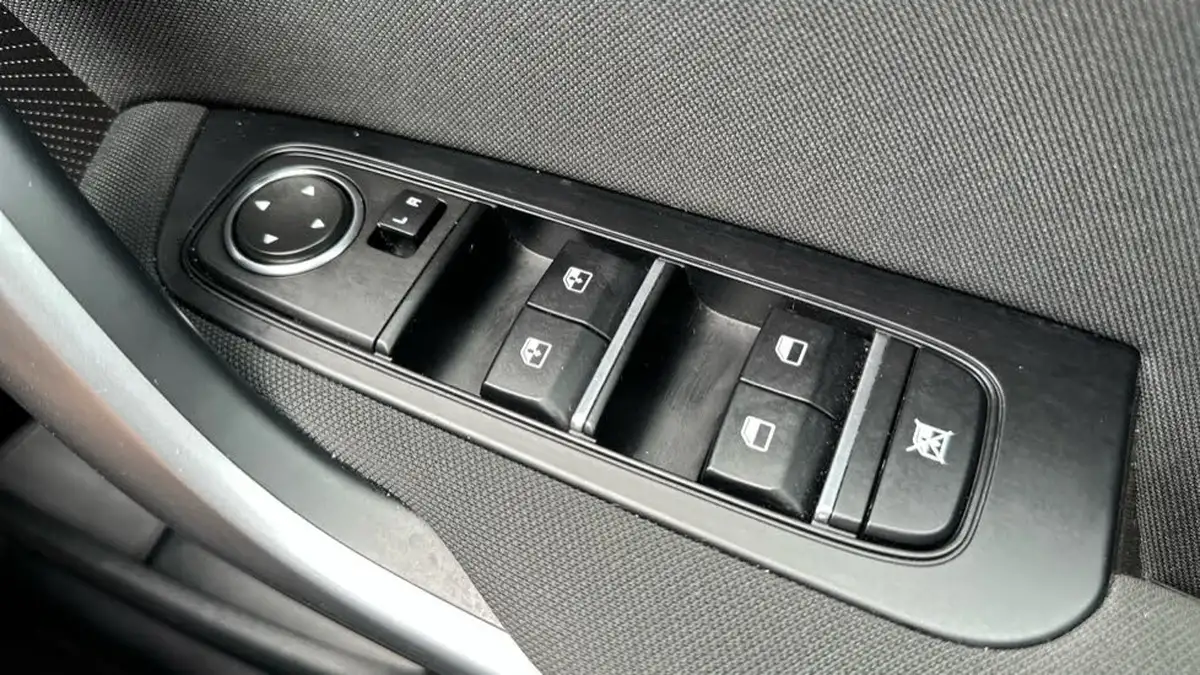 2024-kia-ceed-15-t-gdi-2-138bhp-sportswagon-big-17