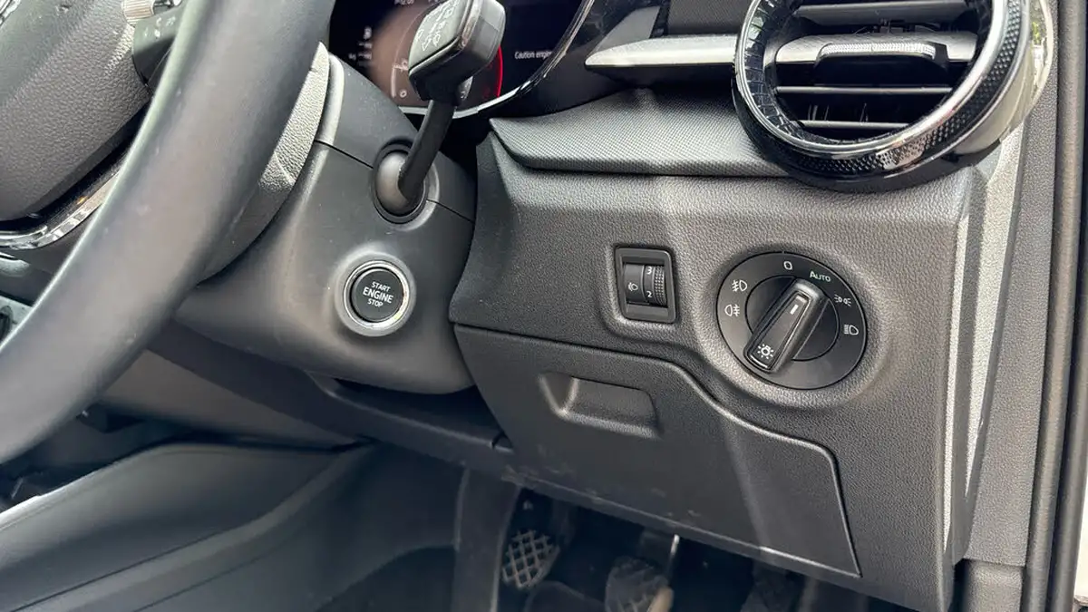 2024-skoda-fabia-10-tsi-colour-edition-95ps-big-22
