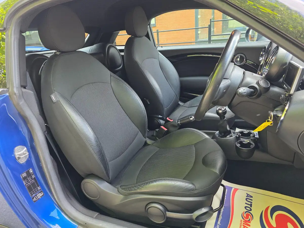 2013-mini-coupe-16-cooper-big-16