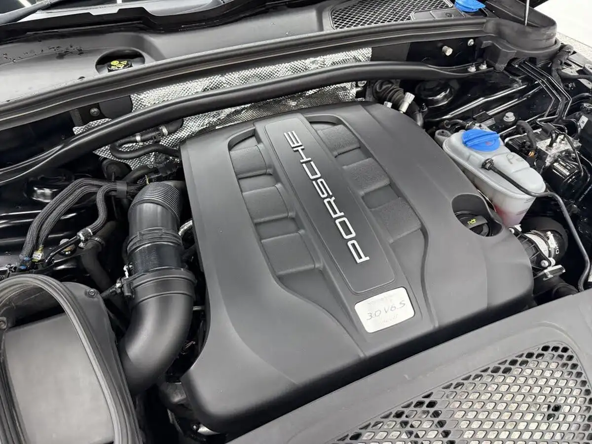2017-porsche-macan-30td-s-ss-big-16
